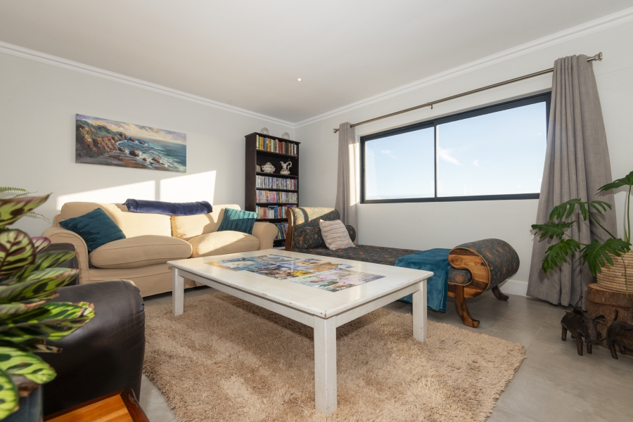 5 Bedroom Property for Sale in Myburgh Park Western Cape